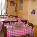 布拉瓦德酒店 3* Jumeaux