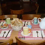 布拉瓦德酒店 3* Jumeaux