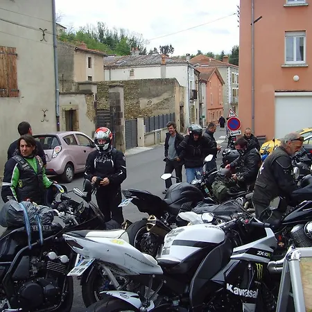 Le Bravard Отель 3*