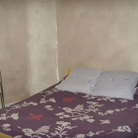 Le Bravard فندق 3*