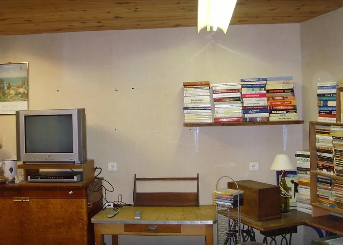 Le Bravard Отель Jumeaux