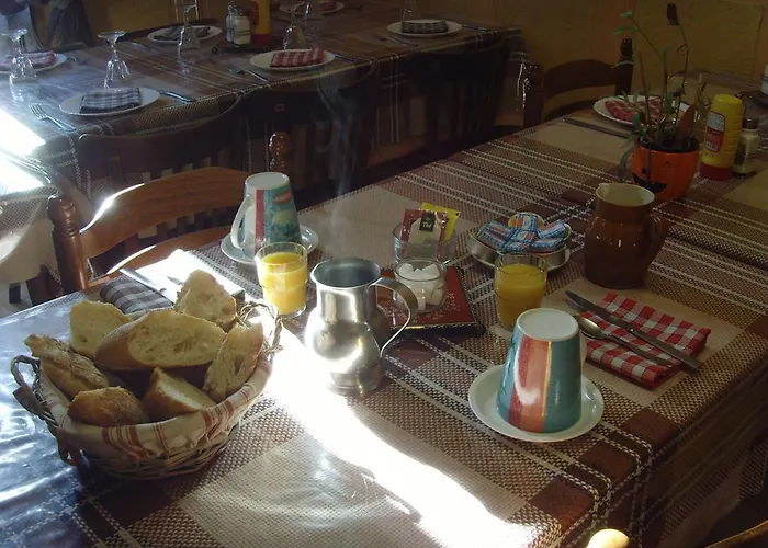 Отель Le Bravard